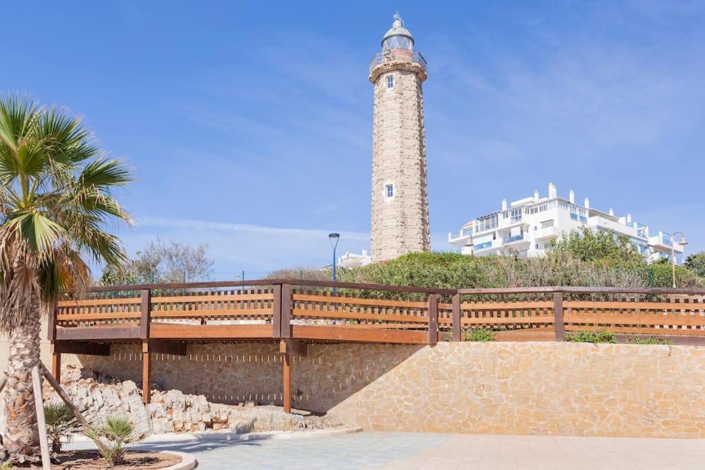 Faro Puerto 埃斯特波纳 外观 照片